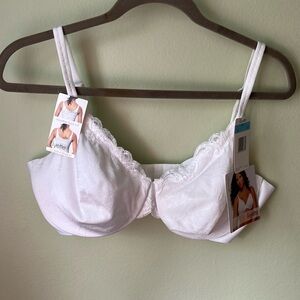 Lilyette minimizer 40C underwire bra NWT
